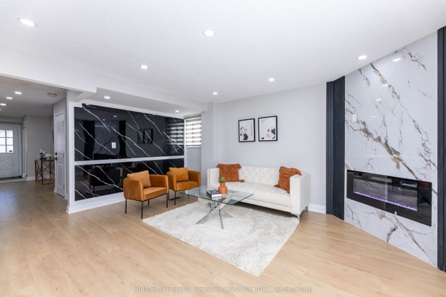 7 Markham St, House other with 6 bedrooms, 5 bathrooms and 4 parking in Brampton ON | Image 12