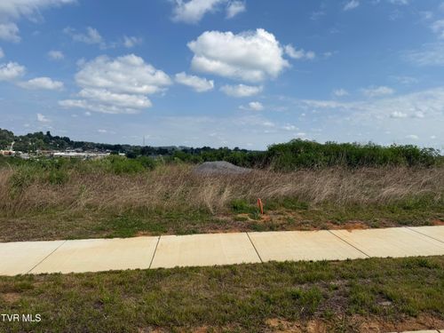 134 Glaze Farm Way, Johnson City, TN, 37601 | Card Image