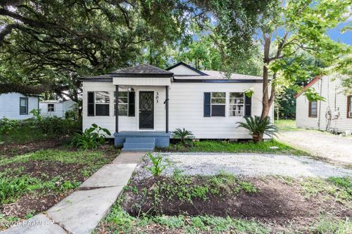 303 Thelma Dr, Lafayette, LA, 70506-2240 | Card Image