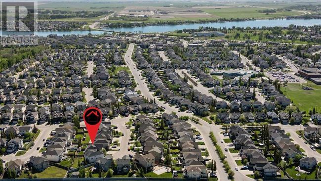 121 Hawkmere Pl, House other with 4 bedrooms, 4 bathrooms and 4 parking in Chestermere AB | Image 5