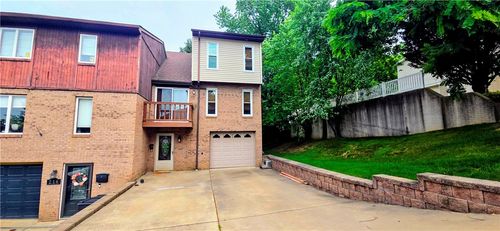 214 Union Ave, N Versailles, PA, 15137-1849 | Card Image