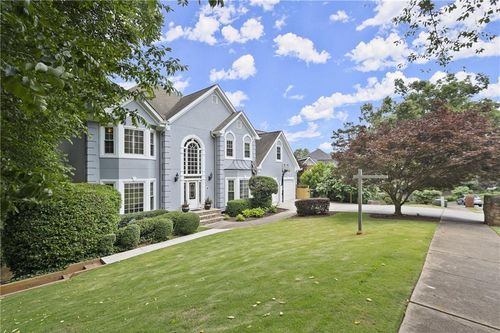 3260 Kingshouse Cmns, Johns Creek, GA, 30022-7608 | Card Image