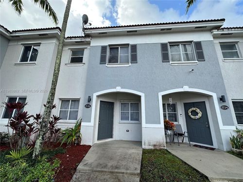 1536-1536 Se 31st Ct, Homestead, FL, 33035-2406 | Card Image