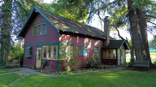 430 Se Gladstone St, Pullman, WA, 99163-2533 | Card Image