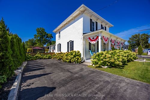 1047 Bay St, Norfolk, ON, N0E1M0 | Card Image