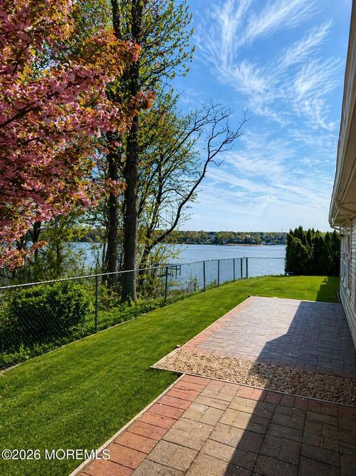 14 Skyline Dr, Brick, NJ, 08724-1355 | Card Image