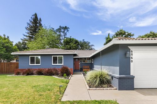 6860 Pocket Road, Sacramento, CA, 95831 | Card Image