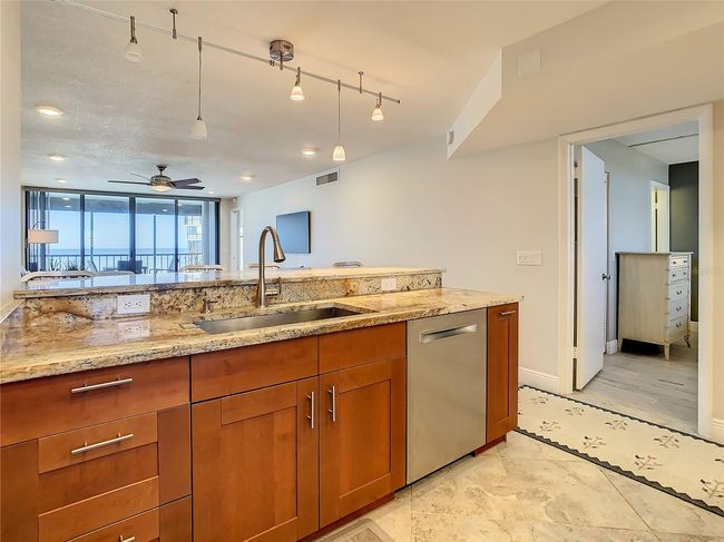 APT-516 - 18304 Gulf Blvd, Condo with 2 bedrooms, 2 bathrooms and null parking in REDINGTON SHORES FL | Image 19