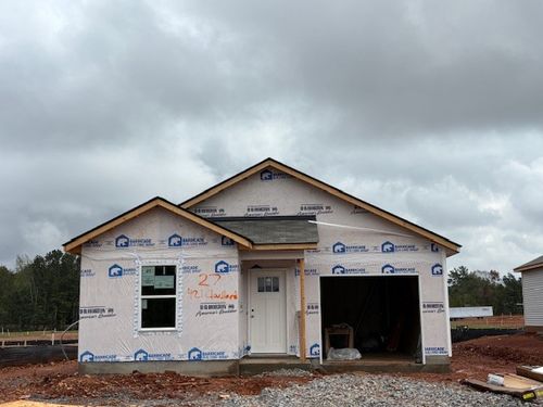 421 Cloudland Dr, Portland, TN, 37148-2271 | Card Image