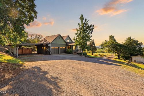 4250 Independence School Road, Medford, OR, 97501 | Card Image