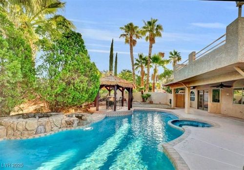 9933 Tamarack Landing Way, Las Vegas, NV, 89117-0916 | Card Image