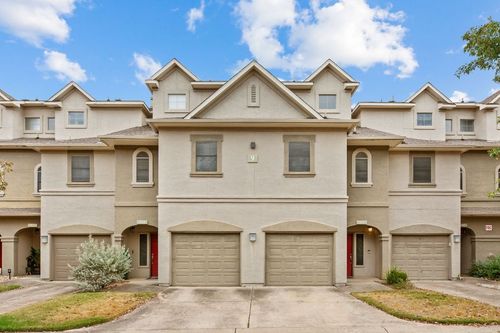 apt-905-11203 Ranch Road 2222, Austin, TX, 78730-1018 | Card Image