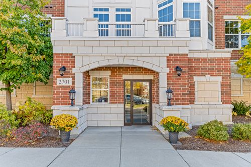 apt-210-2701 Commons Dr, Glenview, IL, 60026-7821 | Card Image