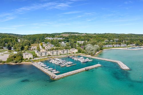 unit-c5-704 N Dockside Cir, Suttons Bay, MI, 49682-8420 | Card Image