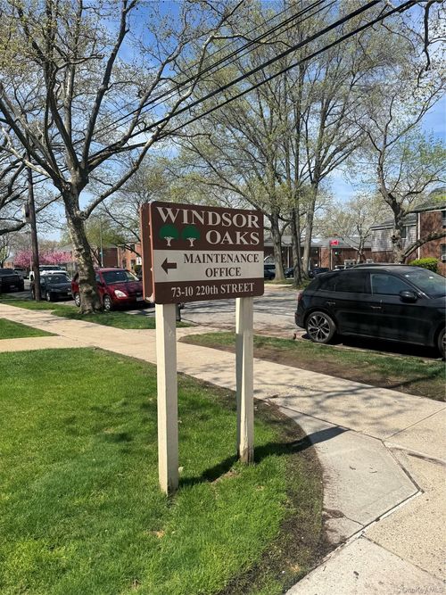 132b2-7401 220th St, Oakland Gardens, NY, 11364-3015 | Card Image