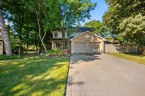 8 Spinning Wheel Crt, Thornhill, ON, L3T1G7 | Card Image