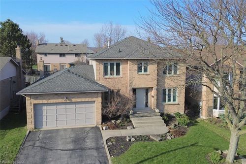 87 Jerome Park Dr, Dundas, ON, L9H6R8 | Card Image