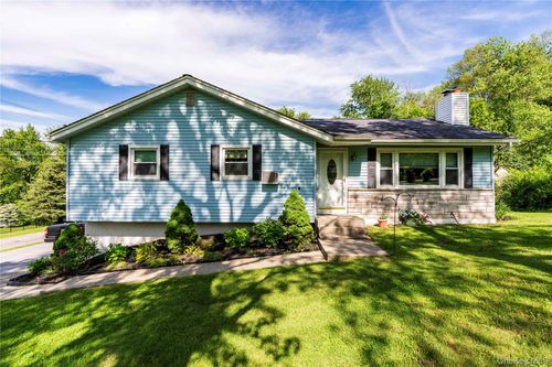 58 Degarmo Hills Rd, Wappingers Falls, NY, 12590-2123 | Card Image