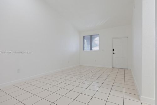 unit-208-1663 Se 27th Dr, Homestead, FL, 33035-2506 | Card Image