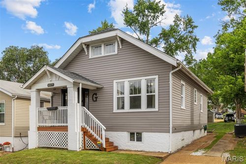 4329 Bingham Ave, Saint Louis, MO, 63116-1515 | Card Image