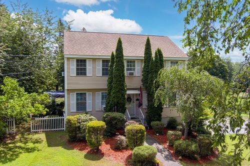 167 Chester Rd, Derry, NH, 03038-5552 | Card Image