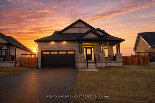 47 Allenwood Road, Springwater, ON, L0L1P0 | Card Image