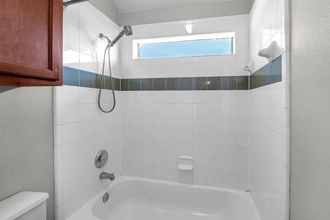 Second full bath upstairs. | Image 30
