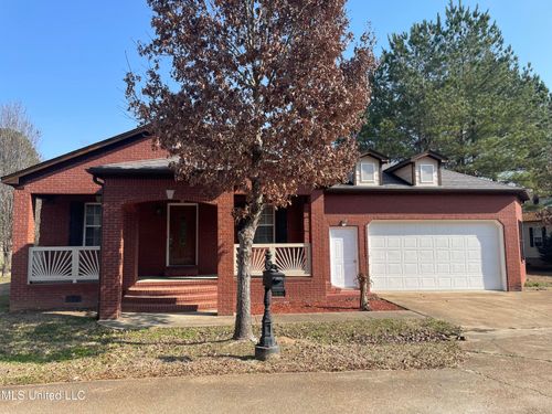 15 Ashwood Dr, Starkville, MS, 39759-6650 | Card Image