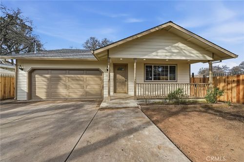 5704 Huron Ave, Clearlake, CA, 95422-9435 | Card Image