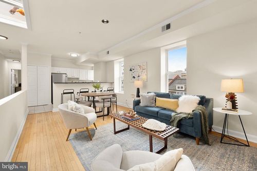 apt-4-1458 Fairmont St Nw, WASHINGTON, DC, 20009-6928 | Card Image