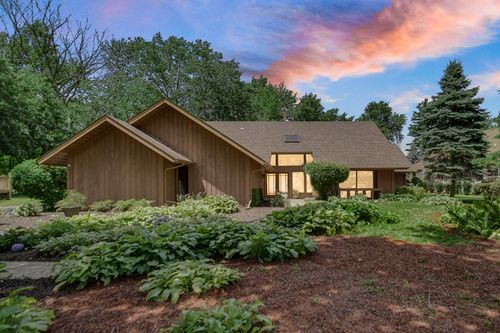 406 Wilderness Dr, Schererville, IN, 46375 | Card Image