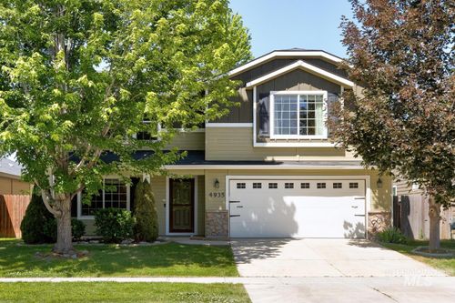 4935 N Rathbone Ave, Meridian, ID, 83646-6243 | Card Image