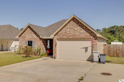 315 Yellow Pine Drive, House other with 3 bedrooms, 2 bathrooms and null parking in Calhoun LA | Image 2