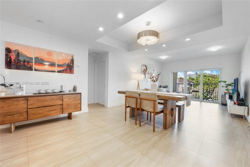 2a-120 Salamanca Ave, Coral Gables, FL, 33134-4137 | Card Image