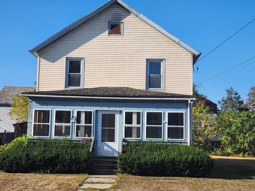 19 Norton Ave, Poultney, VT, 05764-1011 | Card Image