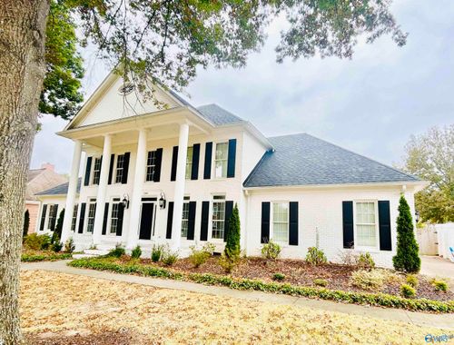 1501 Blackhall Ln Se, Decatur, AL, 35601-6917 | Card Image