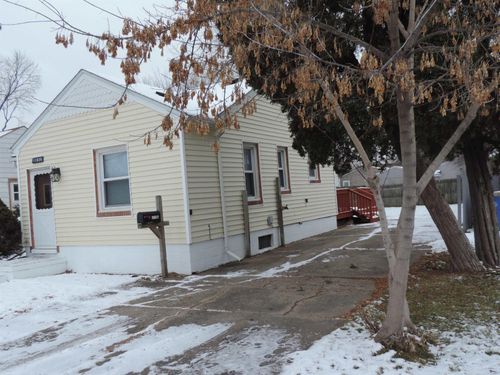 11036 Stephens Rd, Warren, MI, 48089-1723 | Card Image