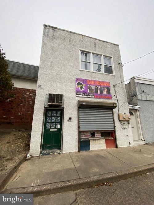 3012 Mount Ephraim Ave, HADDON TOWNSHIP, NJ, 08104-3218 | Card Image