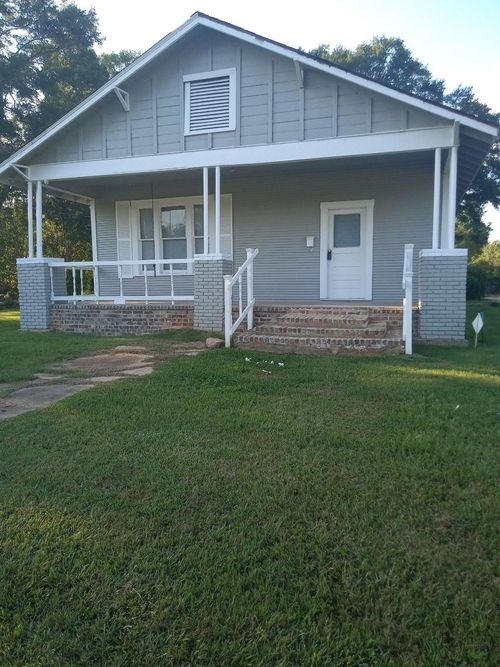 928 N Main St, Homer, LA, 71040-3844 | Card Image