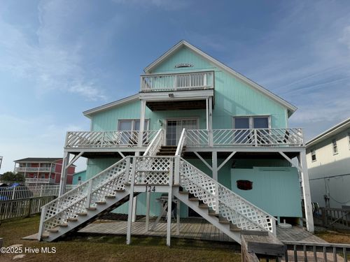 124 Starfish Dr, Holden Beach, NC, 28462-1973 | Card Image