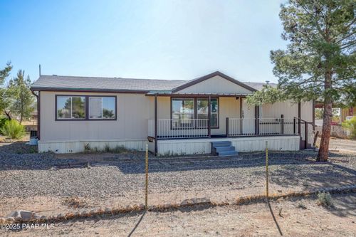 26707 Hillward N, Congress, AZ, 85332-0599 | Card Image