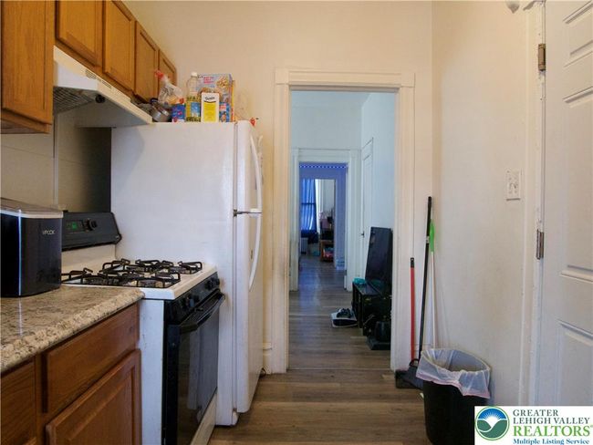 266 E Walnut St, Condo with 13 bedrooms, 6 bathrooms and 8 parking in Allentown PA | Image 11