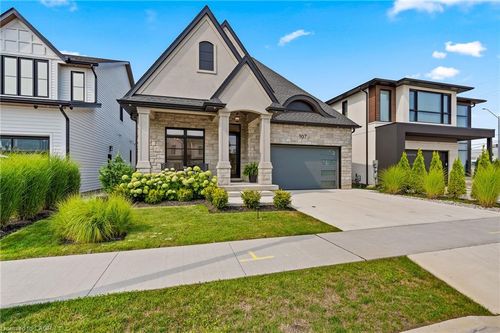 107 Millpond Rd, Niagara On The Lake, ON, L0S1J1 | Card Image