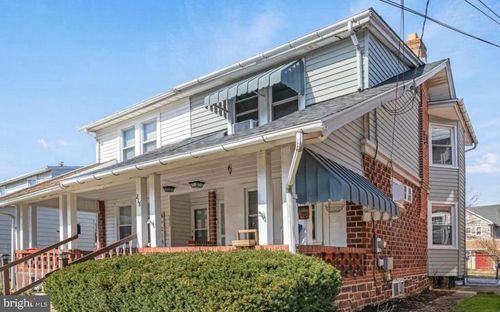 218 Green St, LANSDALE, PA, 19446-3612 | Card Image