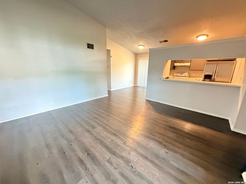 5243 Meadow Rise St, San Antonio, TX, 78250-4535 | Card Image
