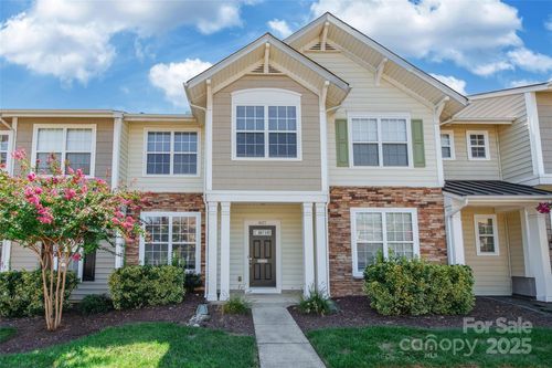 827 Gentlewinds Ct, Fort Mill, SC, 29708-6491 | Card Image