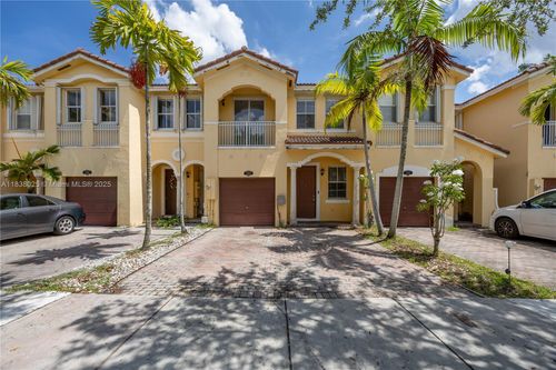 15057 Sw 9th Ter, Miami, FL, 33194-2766 | Card Image