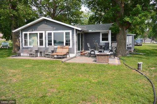 55303 County Road 38, Buffalo Lake, MN, 55314-2072 | Card Image