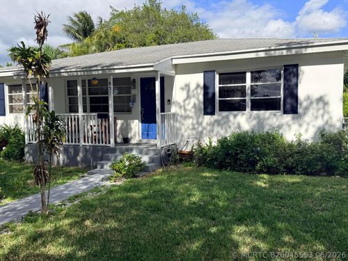 937 Upland Rd, West Palm Beach, FL, 33401-7549 | Card Image