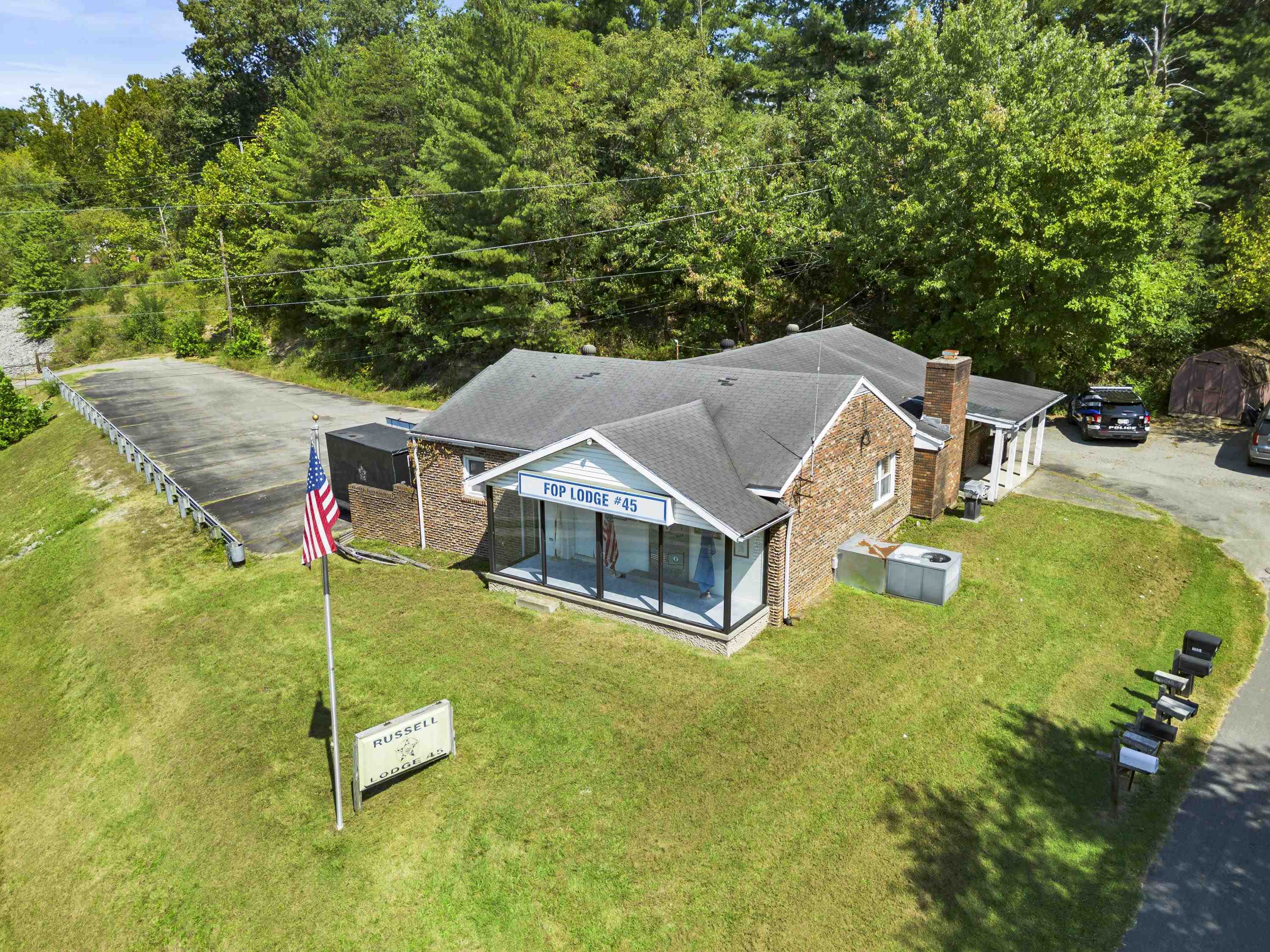 1525 Diederich Blvd, Russell, KY 41169